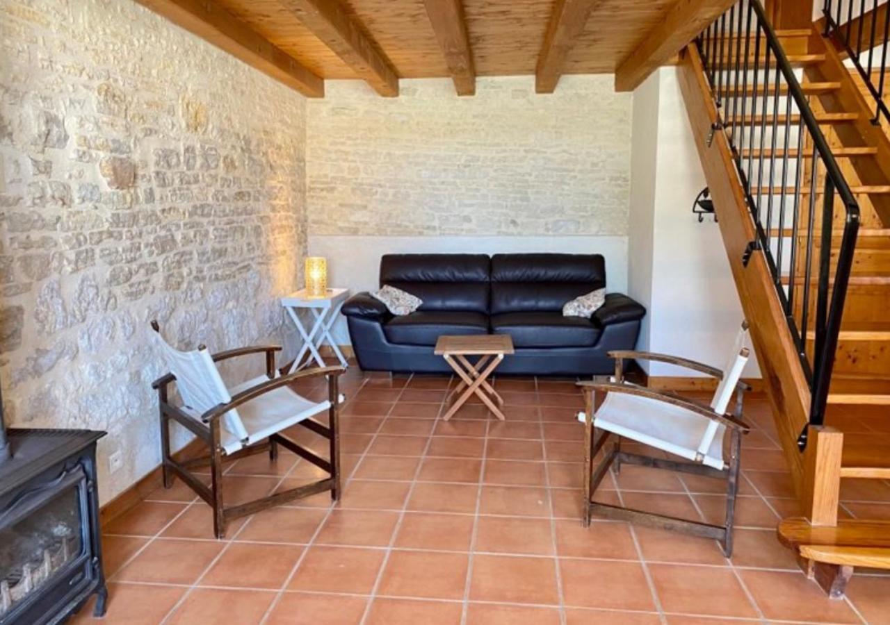 Domaine De La Laigne - Spa Asnieres-la-Giraud Экстерьер фото