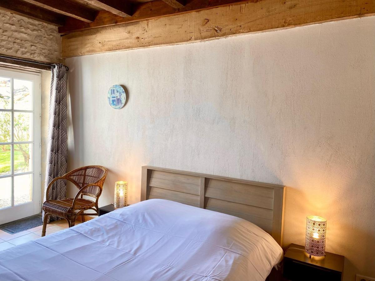 Domaine De La Laigne - Spa Asnieres-la-Giraud Экстерьер фото